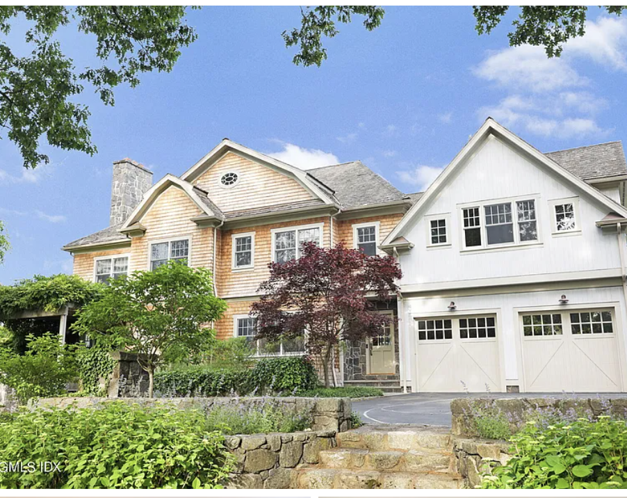 A busy sales day in Cos Cob — Christopher Fountain